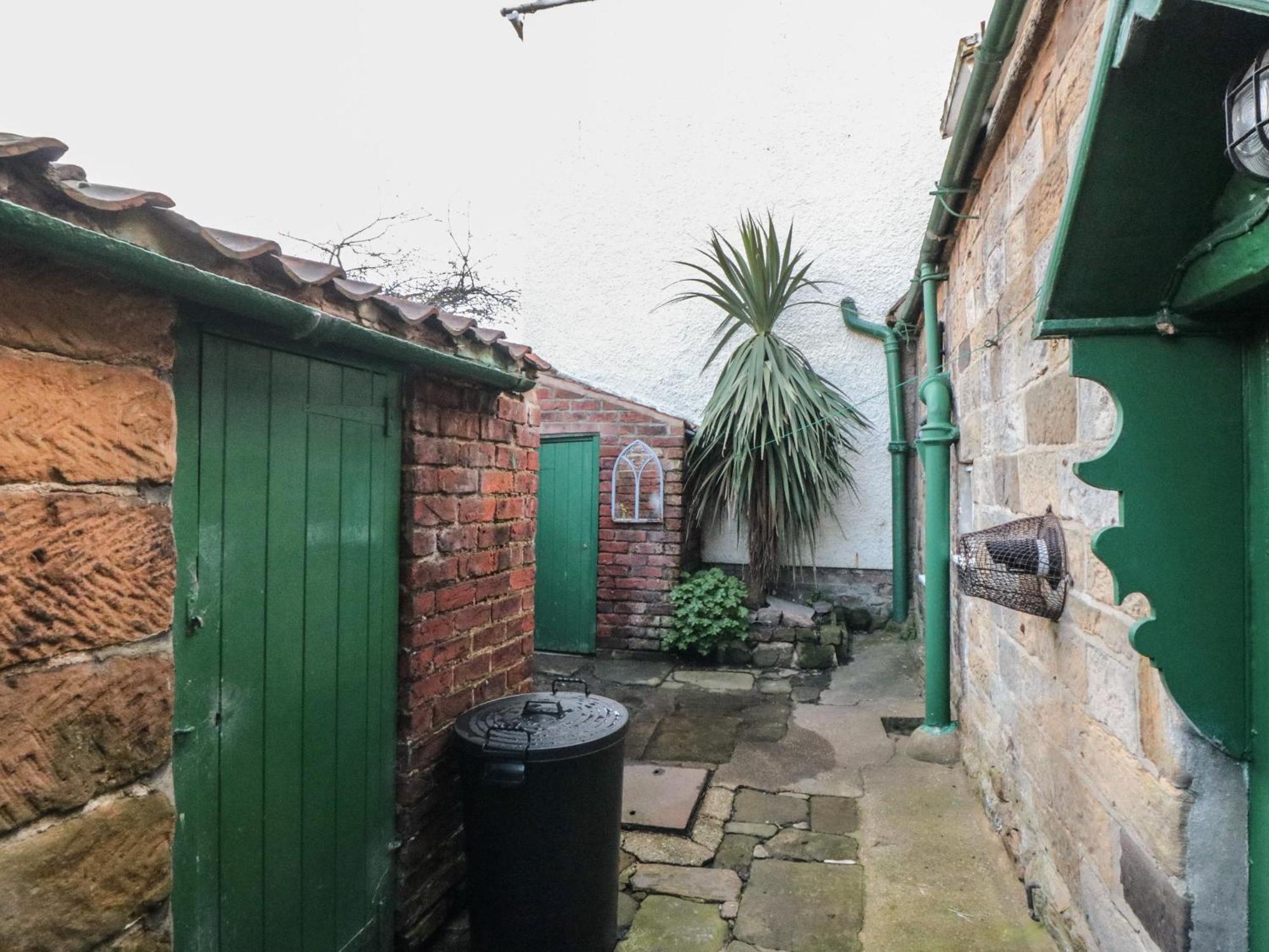 Newton Cottage Whitby Bagian luar foto